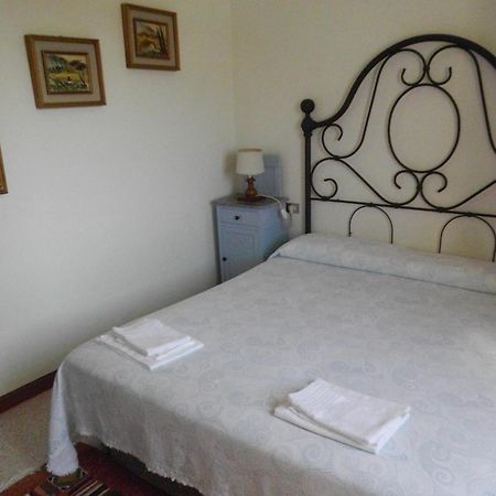 Residence Il Colle Collestrada Room photo